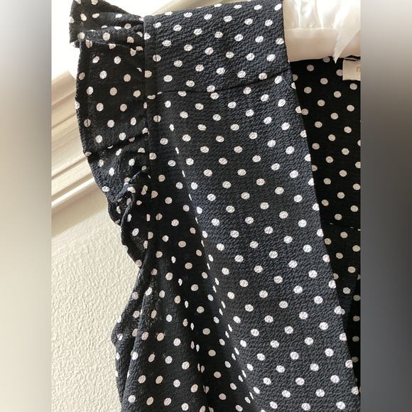 Monteau Los Angeles Surplice Neckline Faux Wrap Top Size Small (Junior’s) - Picture 4 of 11